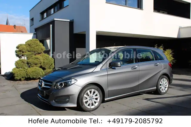 Mercedes-Benz B 220 4Matic*PANO/LEDER/CAM/TEMPO/NAVI/1.HAND*
