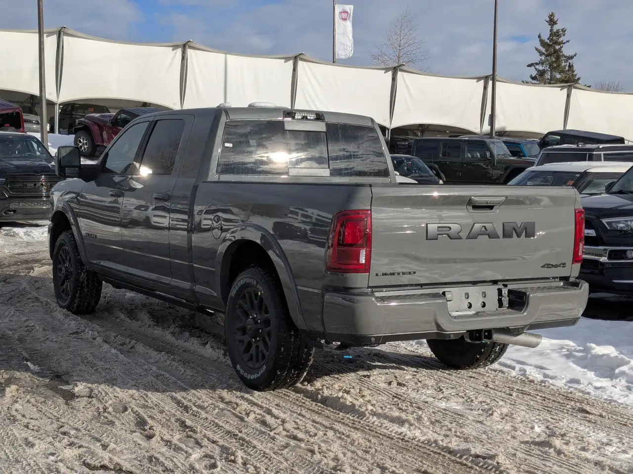 RAM 2500 снимка RAM 2500
