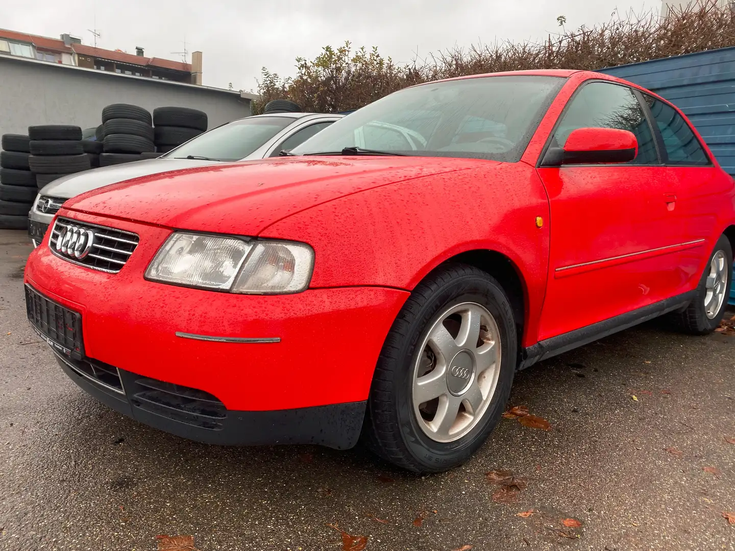 Audi A3 A3 1.8 T Ambiente Червоний - 1