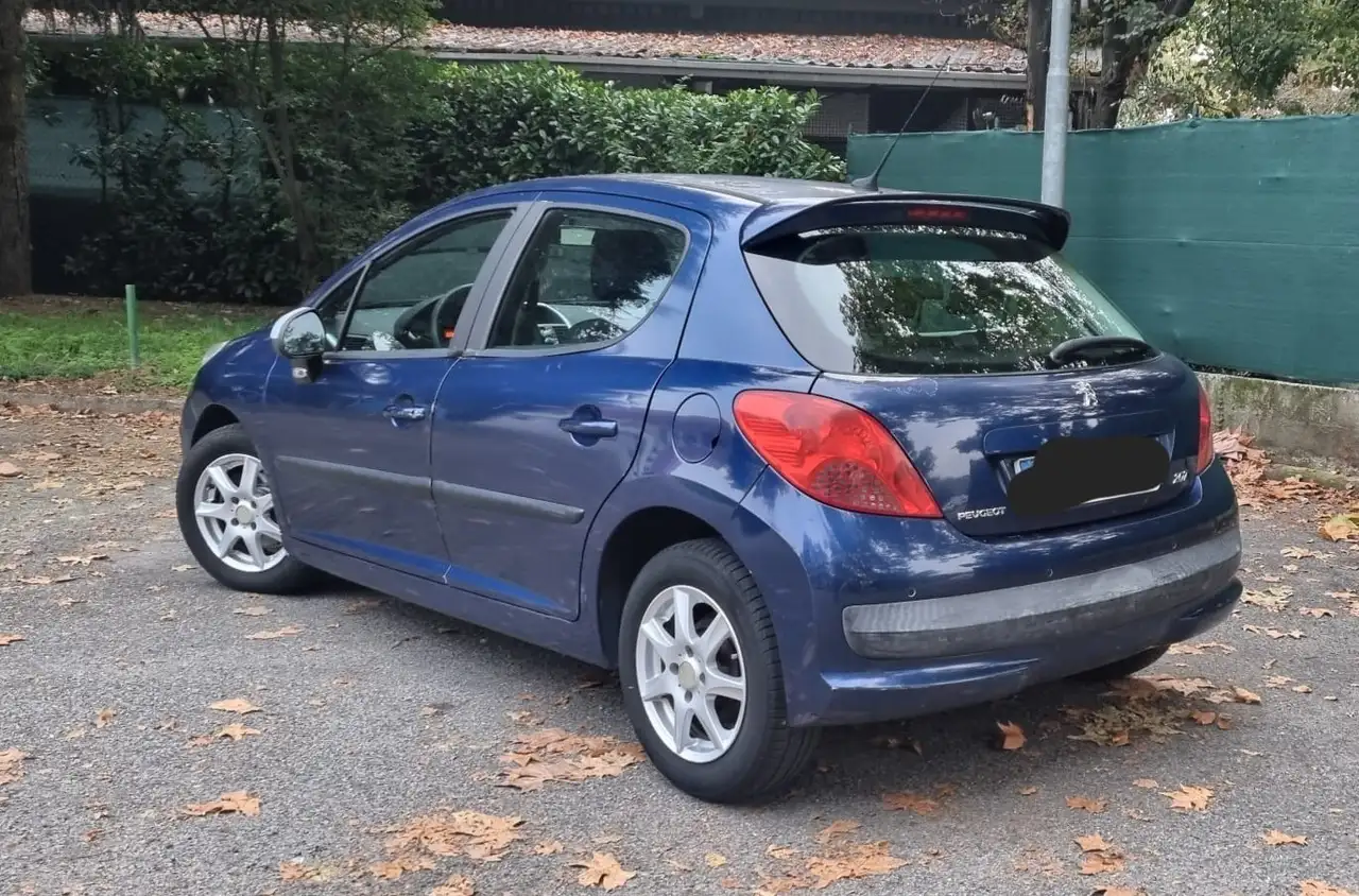 Peugeot 207