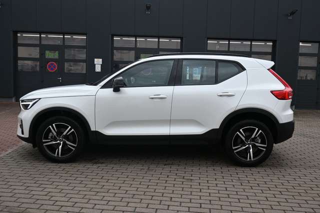 Volvo XC40 B3 DKG Plus Dark*FSHZG*H&K*BLIS*ACC*AHK