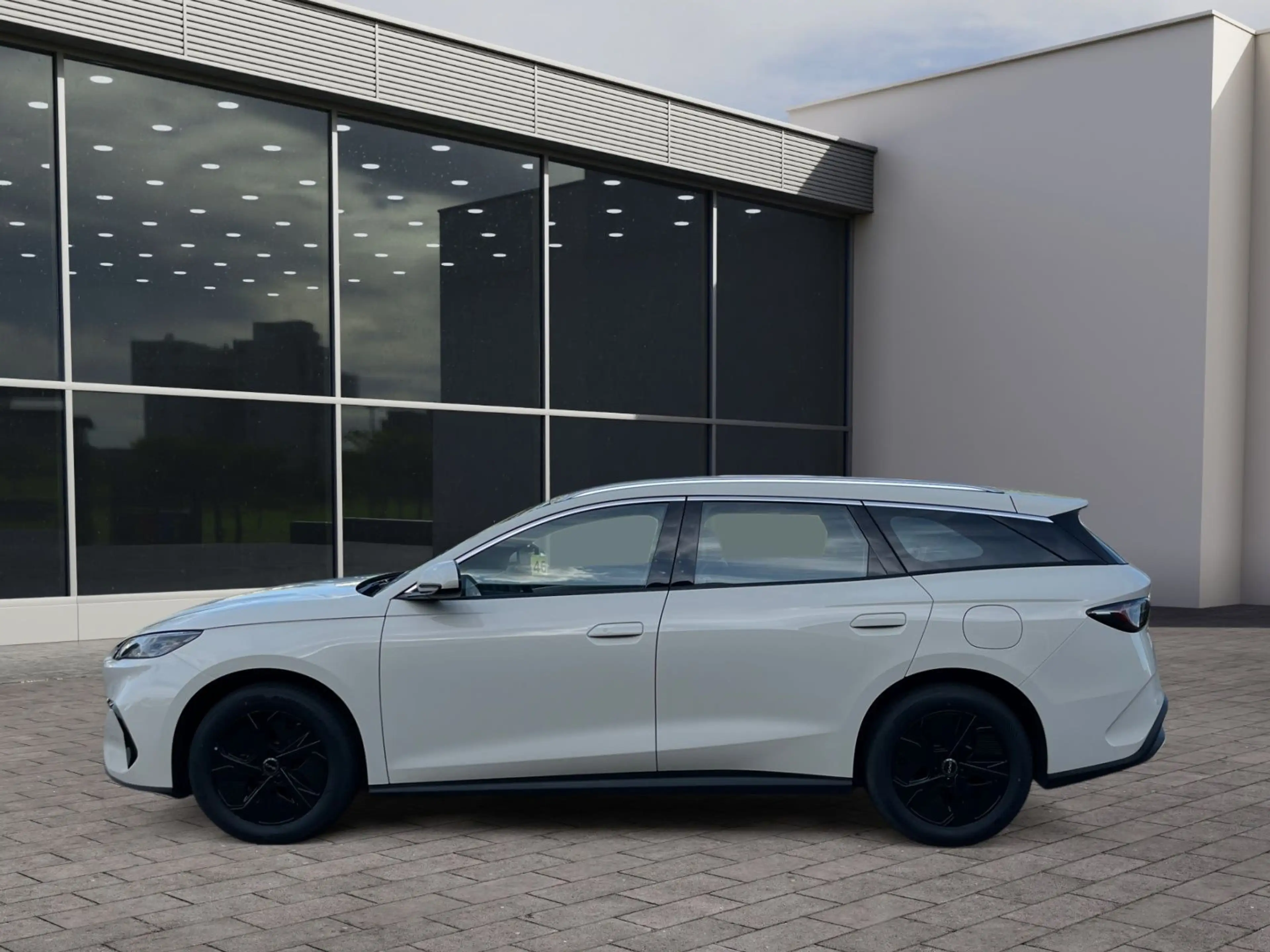 BYD Seal 6 Touring 1.5 PHEV DM-i Boost — photo 4
