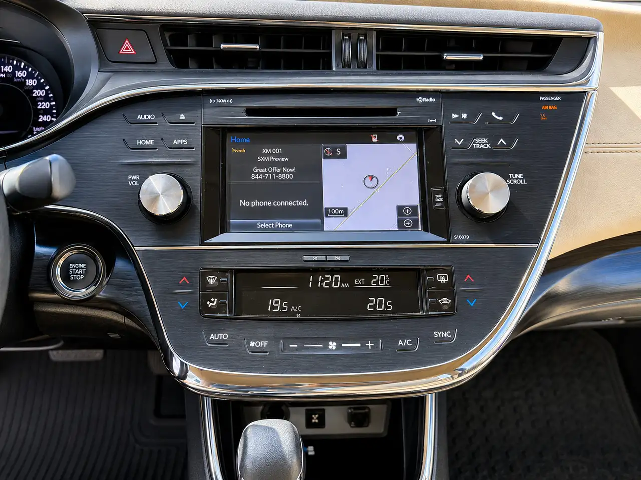 Toyota Avalon снимка Toyota Avalon