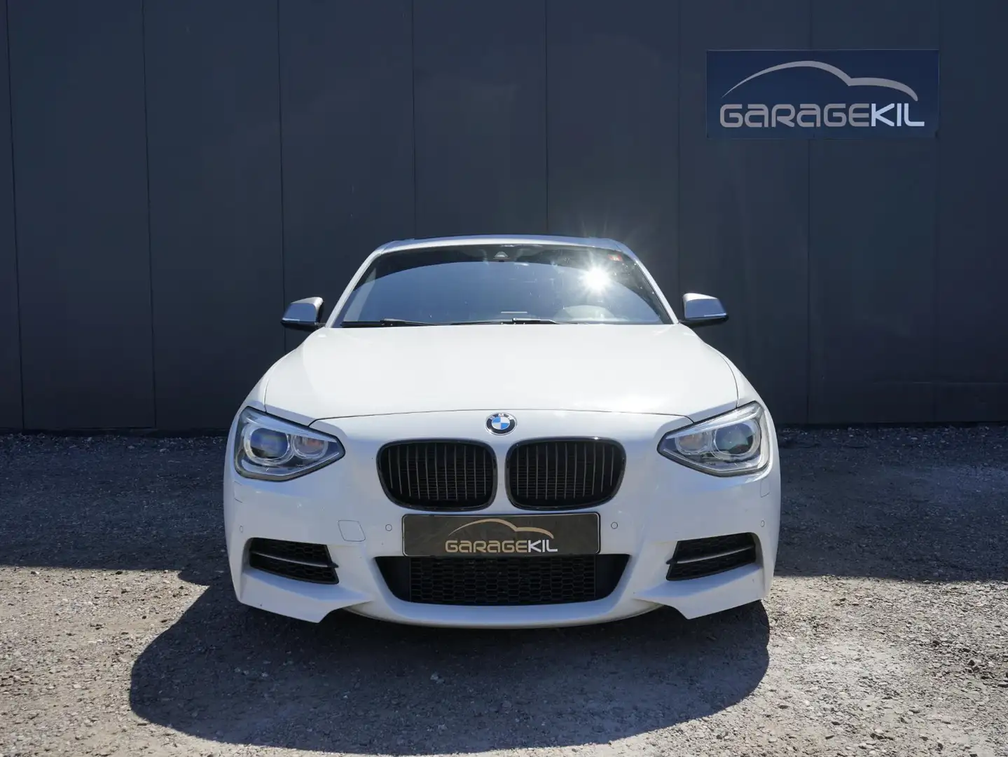 BMW 135 1-serie M135i High Executive M-Sport / Downpipe / Wit - 2