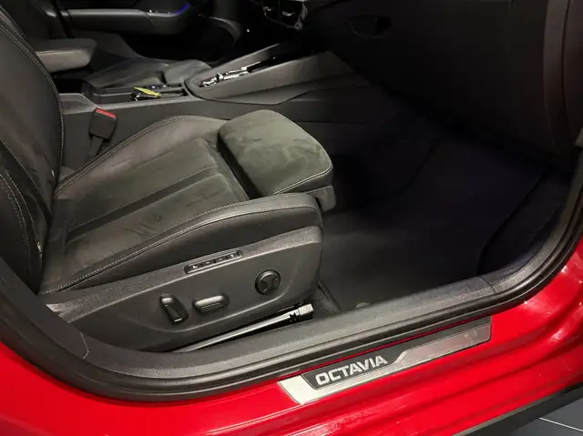 Skoda Octavia view 12