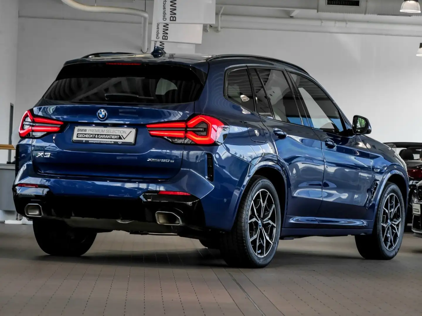 BMW X3 xDrive30e M-Sport Laser Anhängk. 360Grad HeadUp Blau - 2