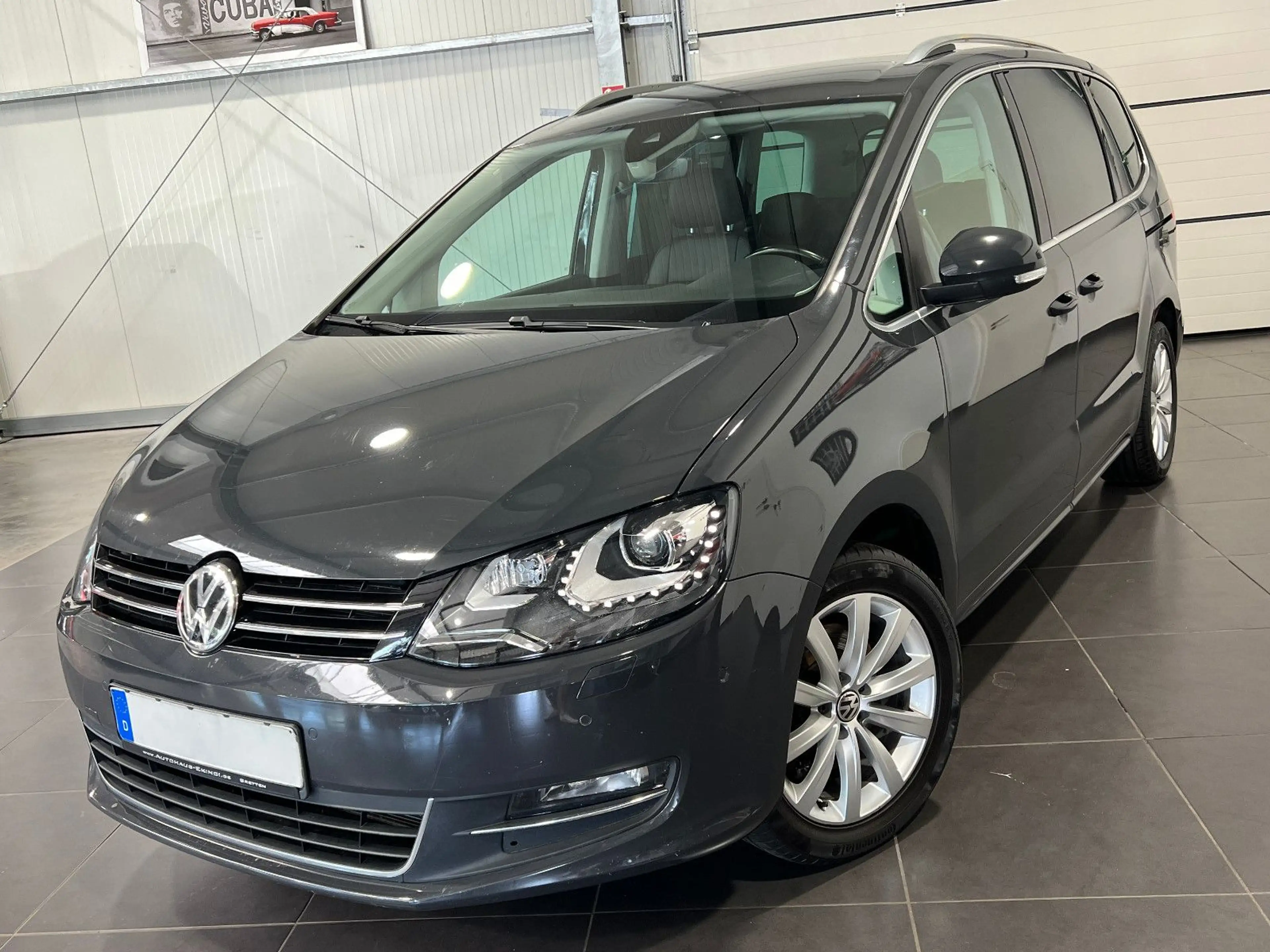 Volkswagen Sharan 1.4 TSI Automatik **7-Sitze*Leder*Xenon**