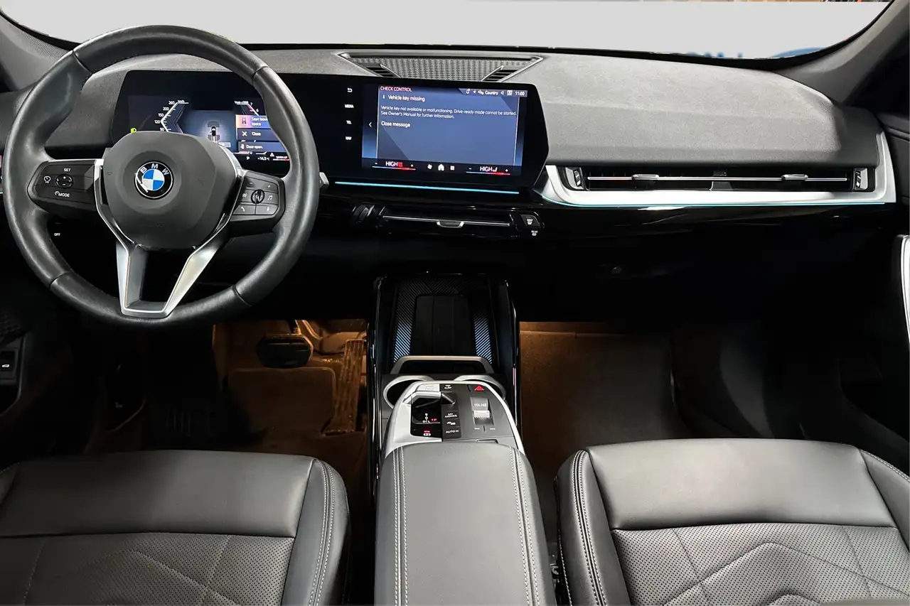 BMW X1 снимка BMW X1