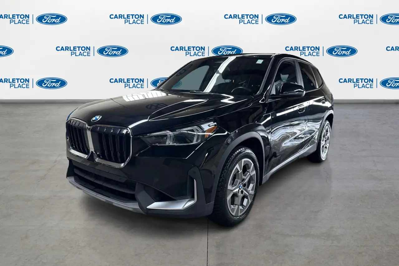 BMW X1 снимка BMW X1