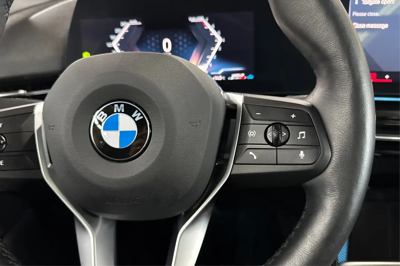 BMW X1 снимка BMW X1