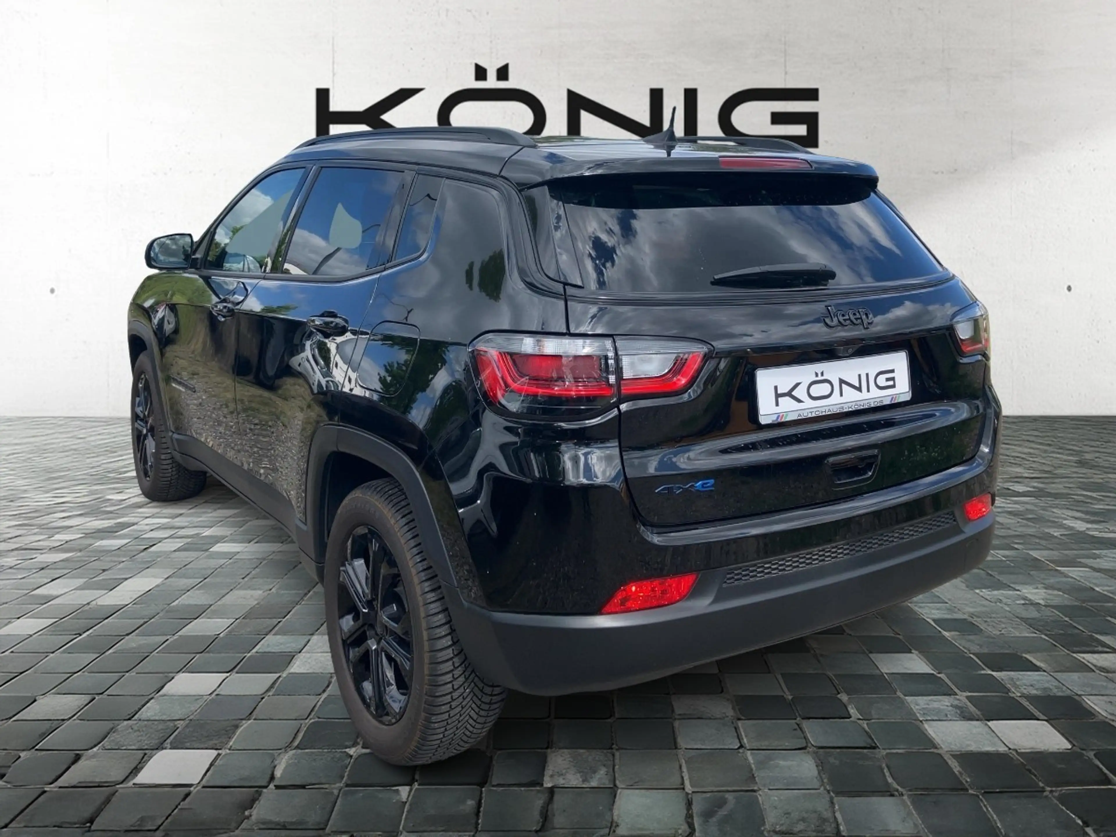Jeep Compass Upland PHEV — photo 3