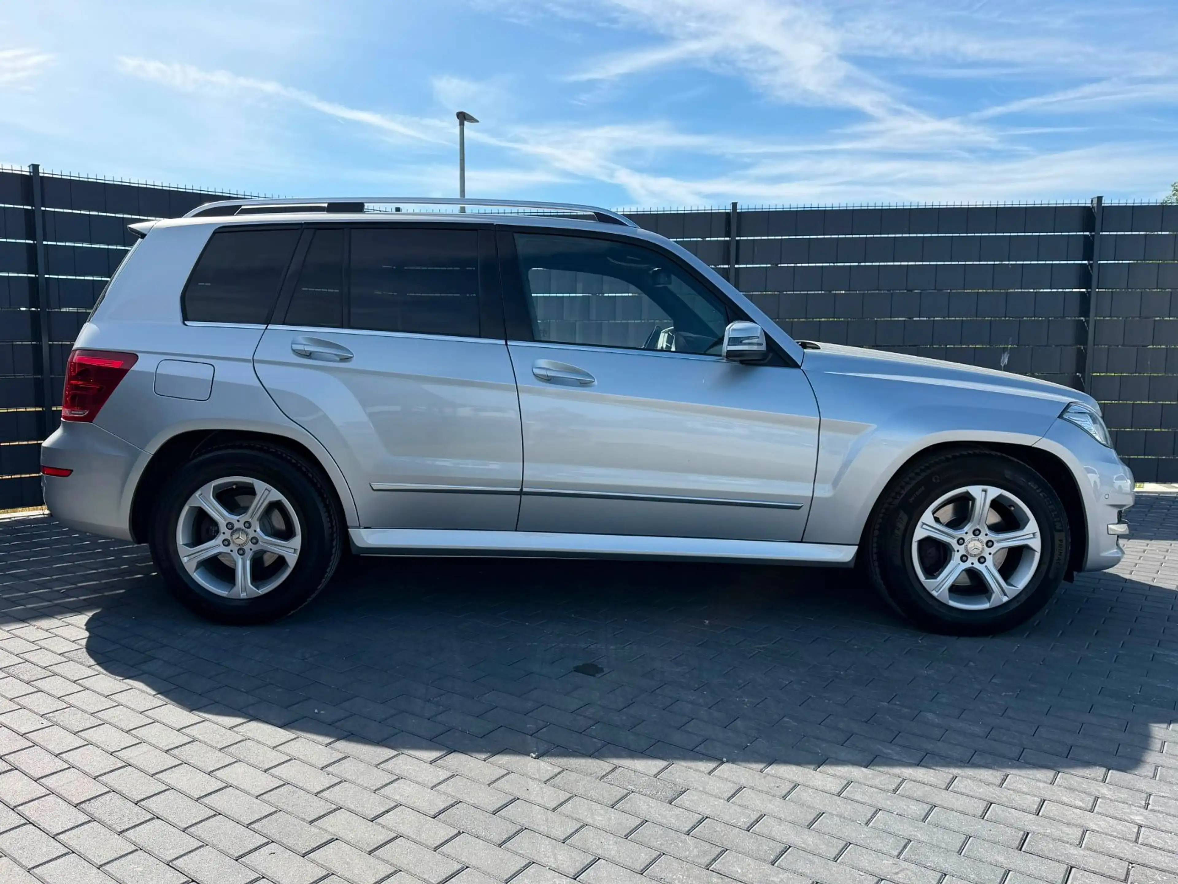 Mercedes-Benz GLK 220 CDI BE 4-Matic*7G-TRONIC*SHZ*PDC* — photo 4