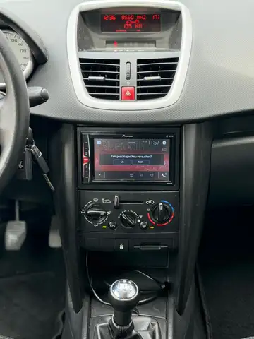 Peugeot 207 view 8