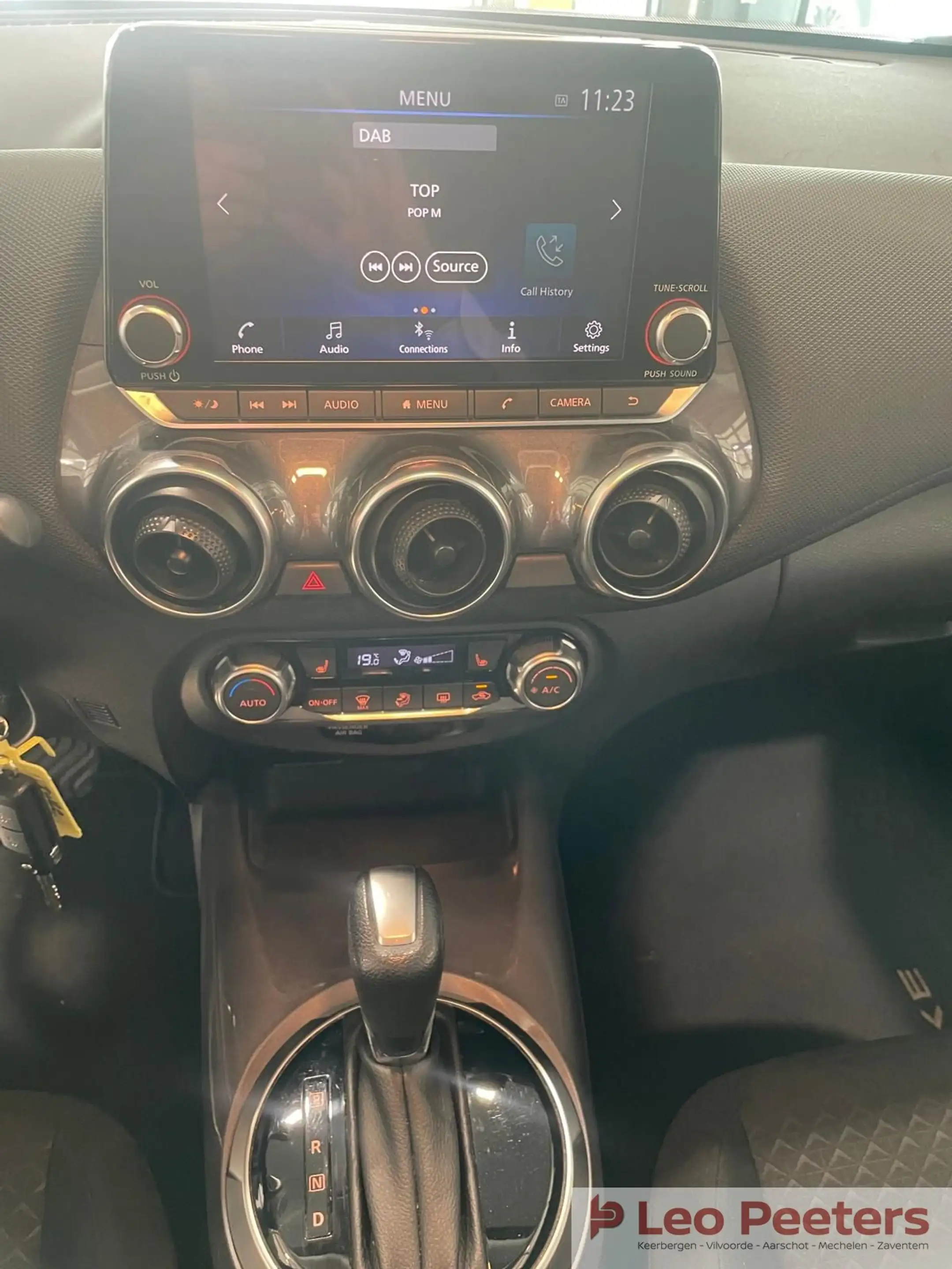 Nissan Juke DIG-T Acenta DCT — photo 9