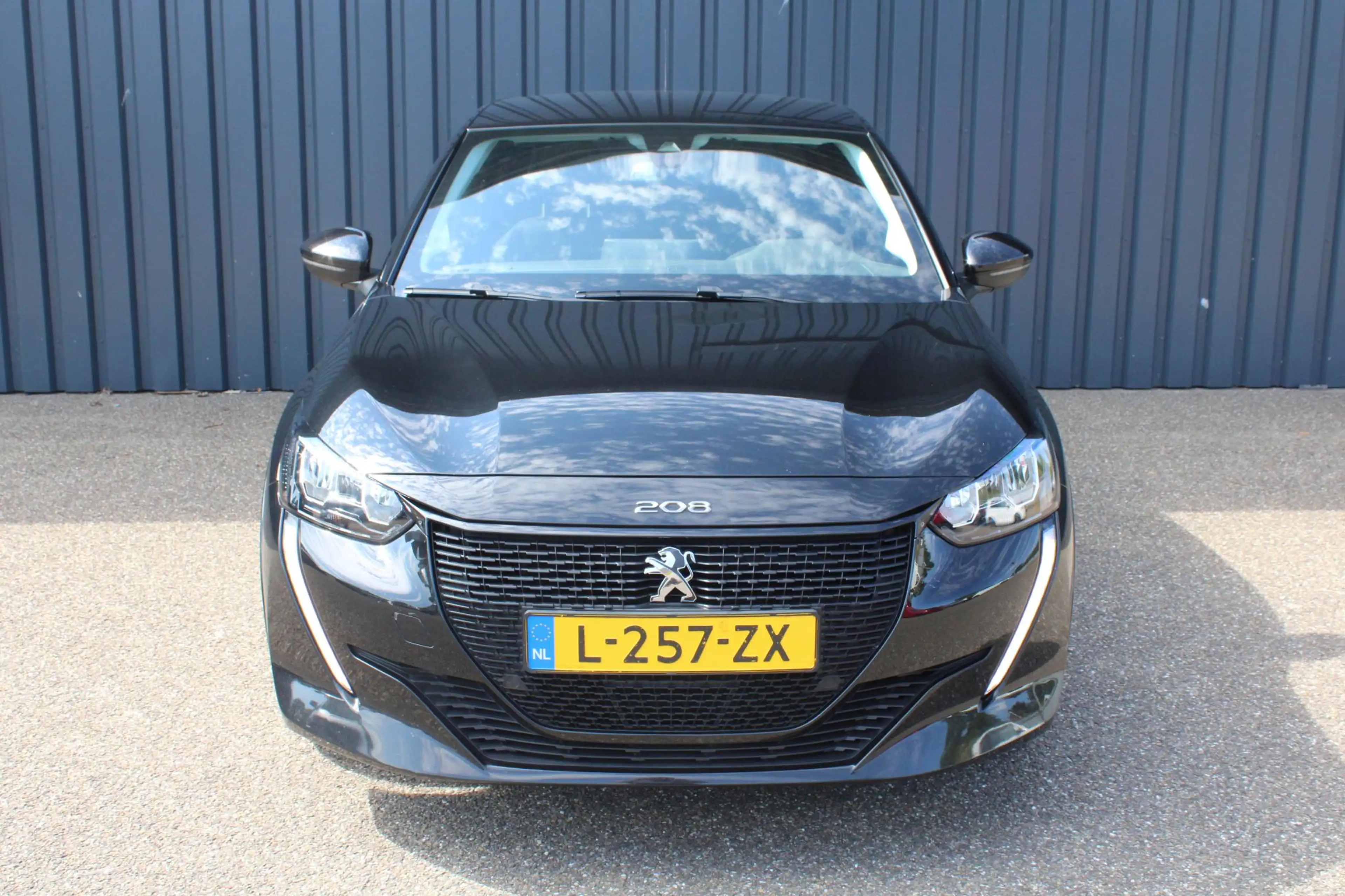 Peugeot e-208 EV Allure 50 kWh Carplay | Climate Control | Parke — photo 2