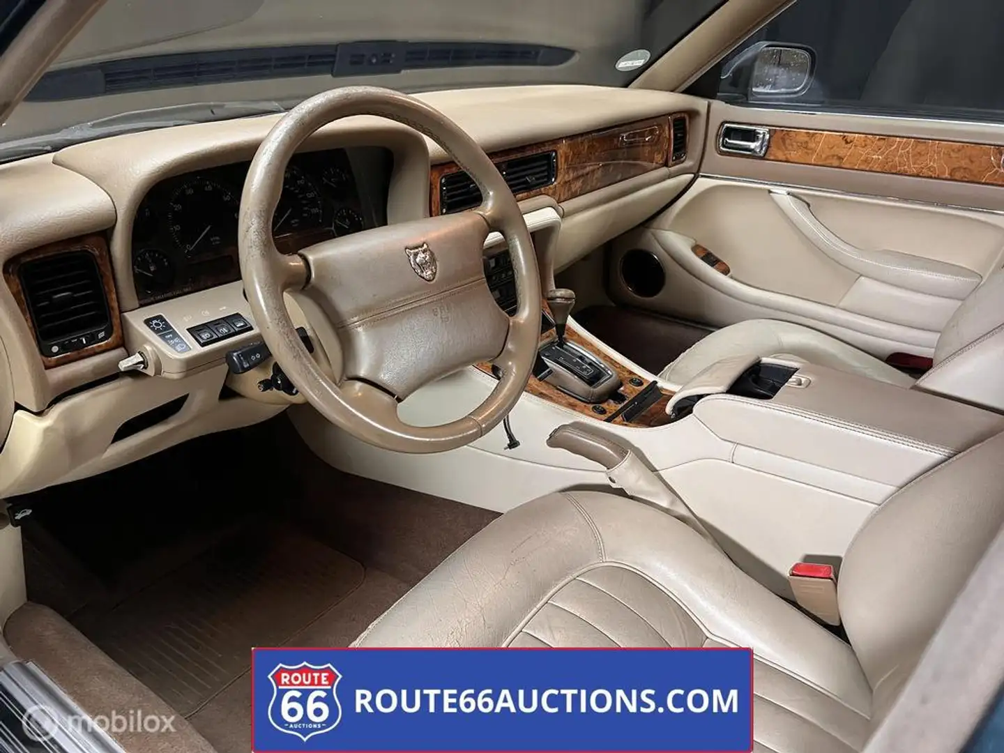 Jaguar XJ6 | 1995 | Route 66 Auctions Noir - 2