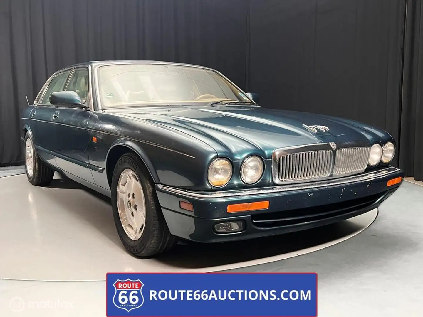Jaguar XJ6 | 1995 | Route 66 Auctions Noir - 1