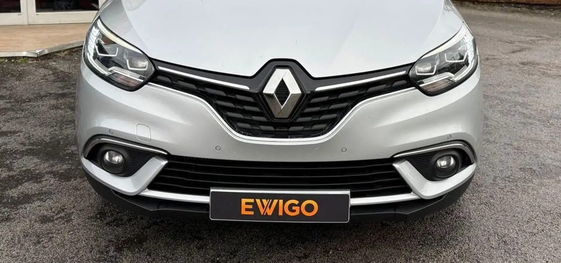 Renault Scenic 1.6 dci 130 ch energy bose edition Gris - 2