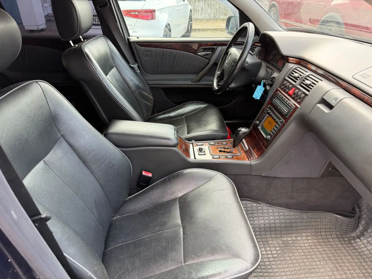 Mercedes-Benz E 320 T 4MATIC ELEGANCE * Automatik * Navi, foto 12