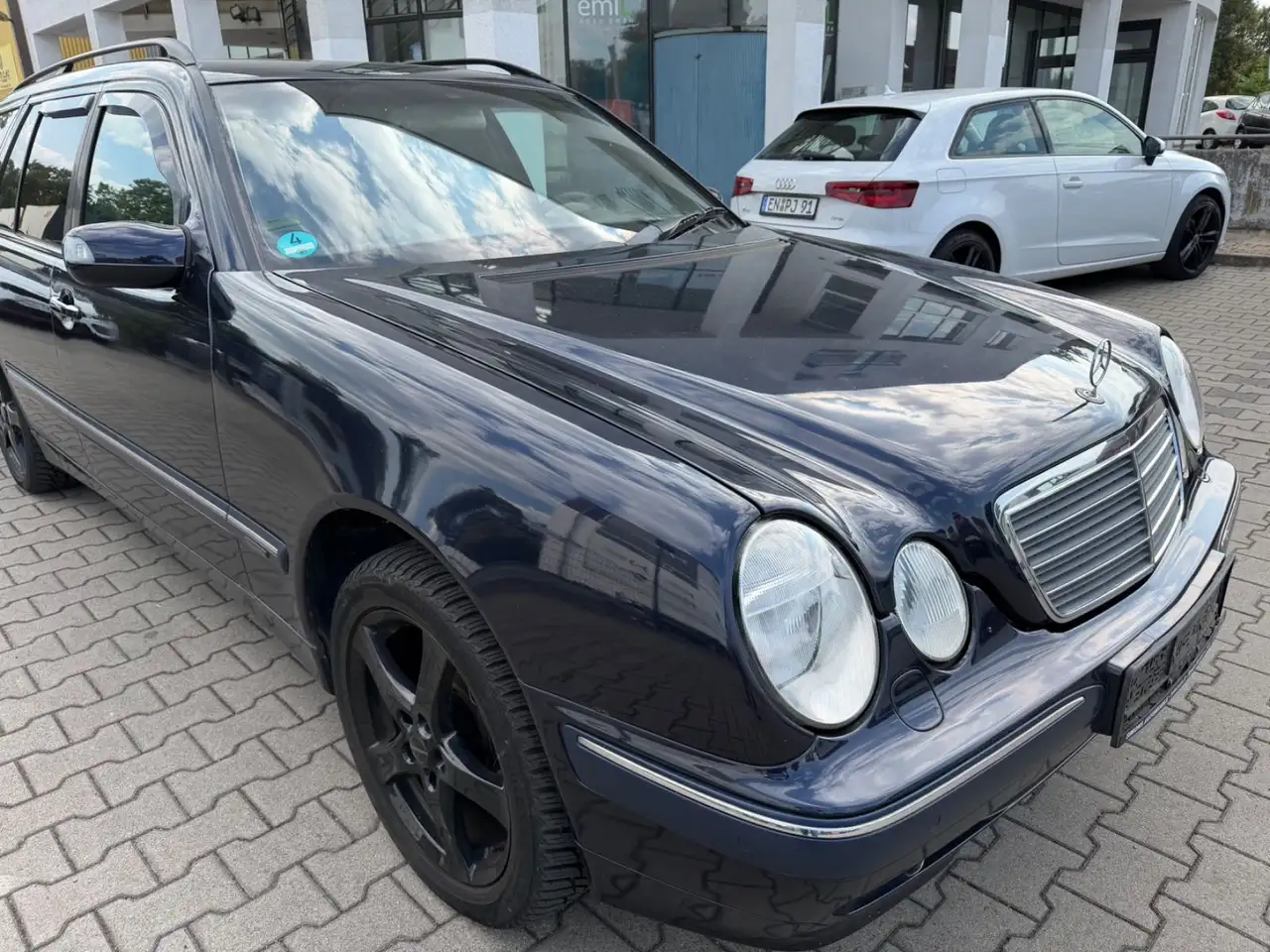 Mercedes-Benz E 320 T 4MATIC ELEGANCE * Automatik * Navi, foto 1