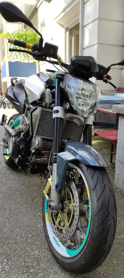 Aprilia Shiver 750