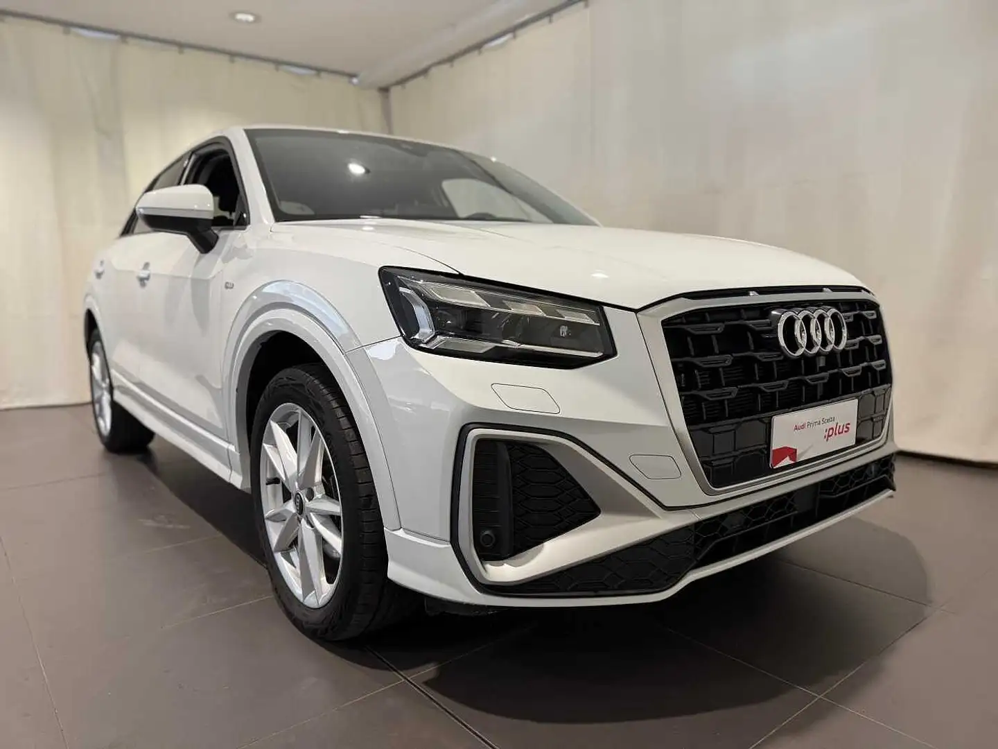 Audi Q2 35 TDI S tronic S line Edition Blanc - 1
