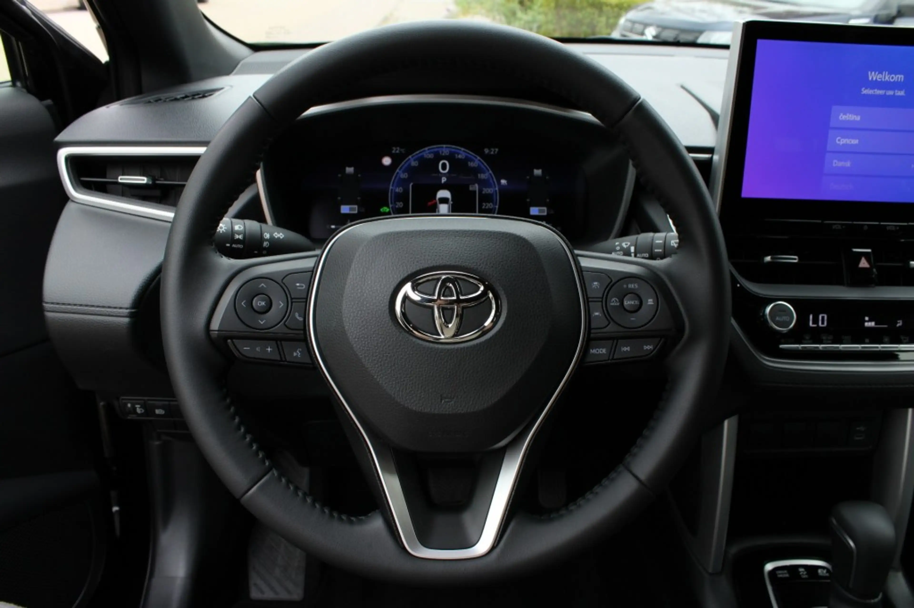Toyota Corolla Cross HYBRID 140 STYLE / Rijklaarprijs — photo 14