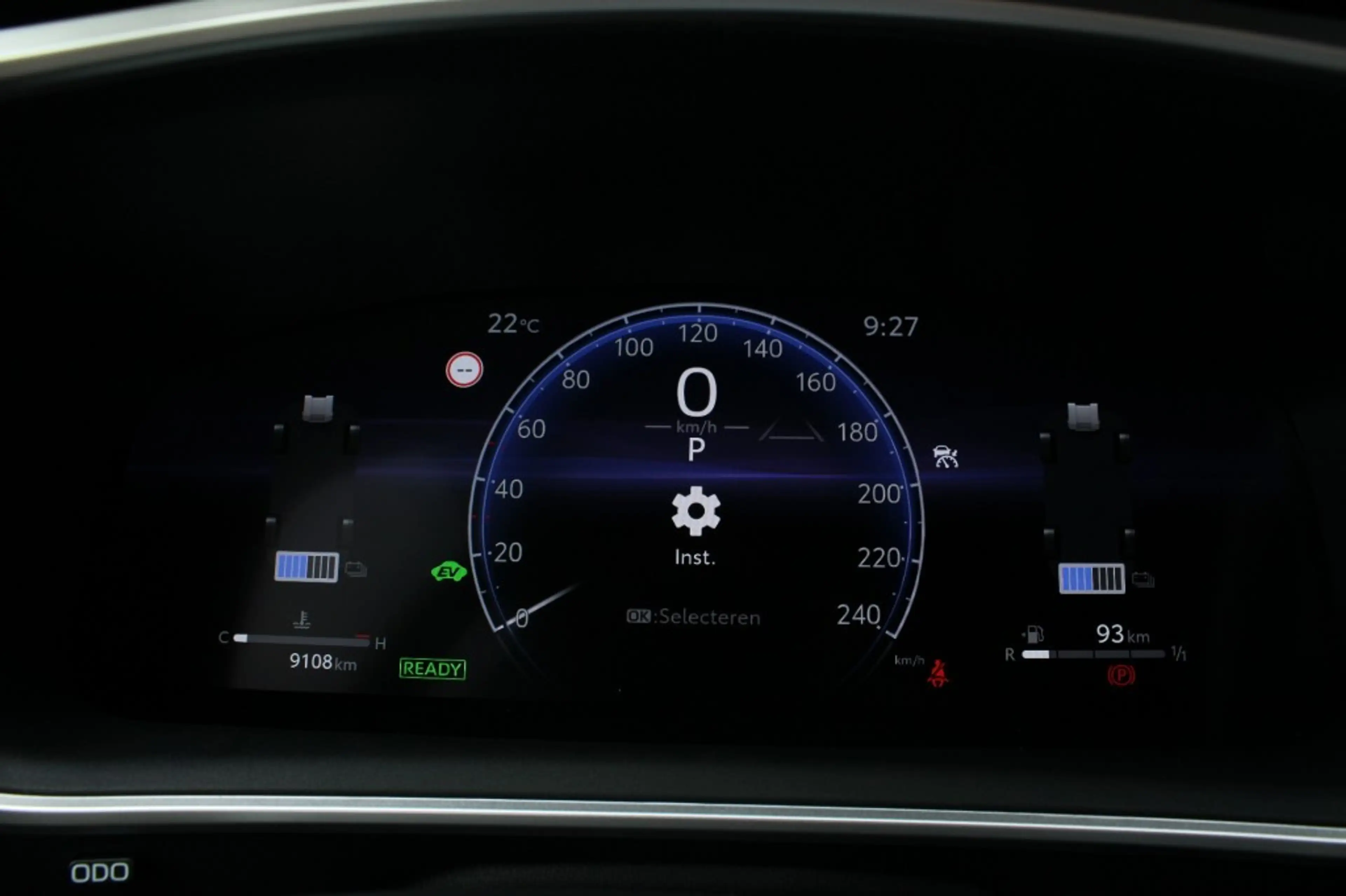 Toyota Corolla Cross HYBRID 140 STYLE / Rijklaarprijs — photo 15