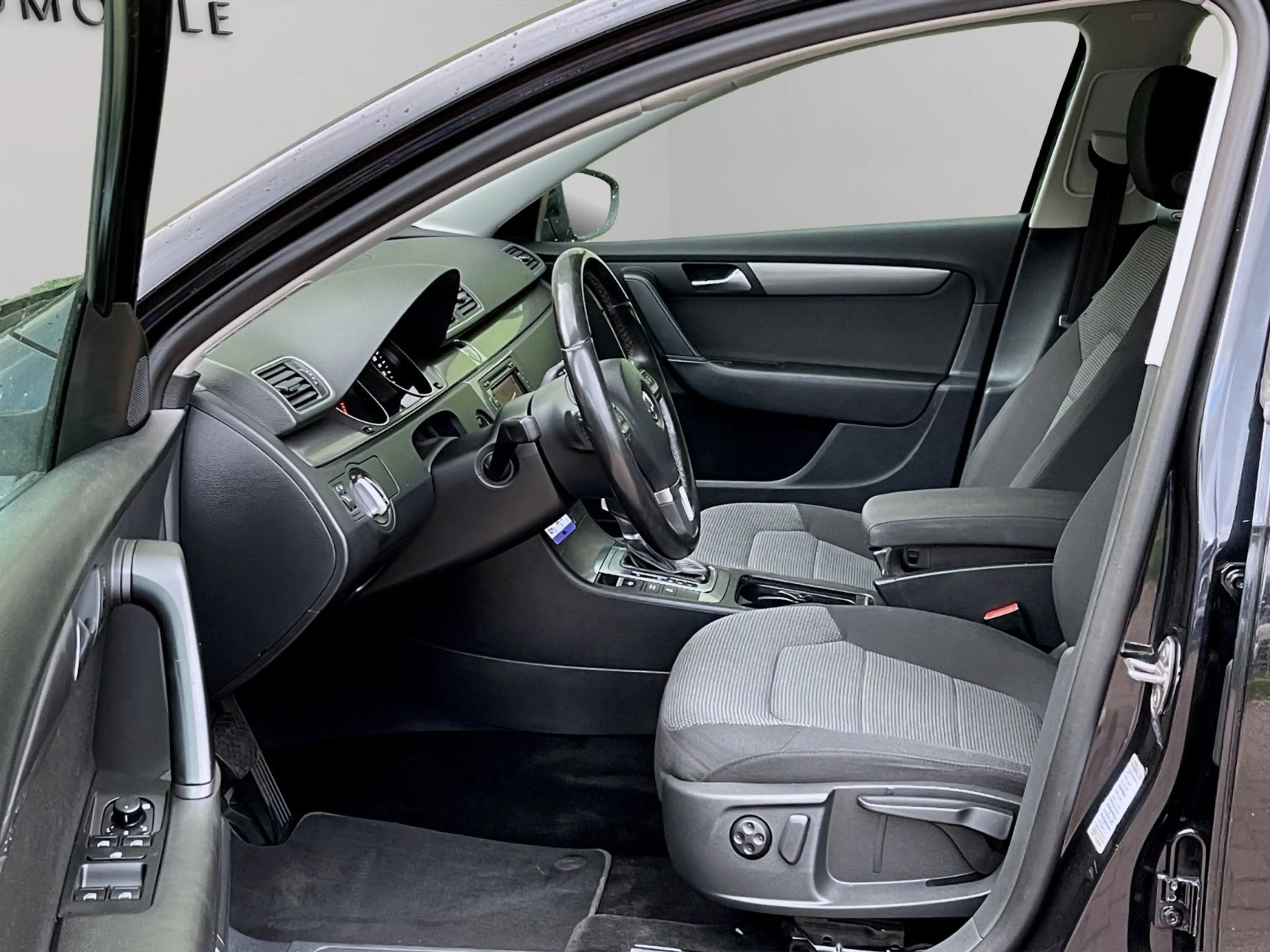 Volkswagen Passat Variant Passat 1,4 AUTOMATIK COMFORT NAVI AHK GARANTIE — photo 10