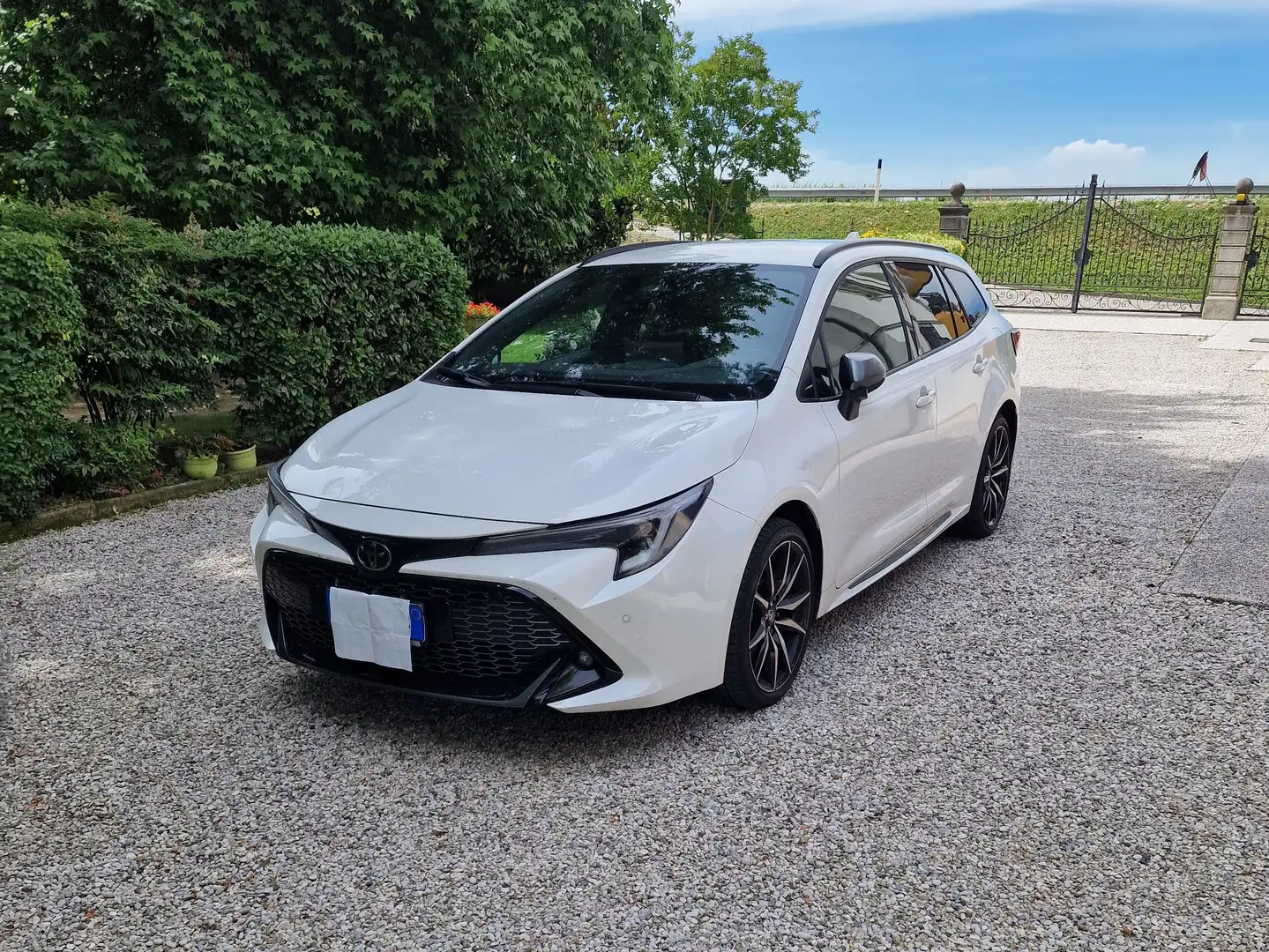 Toyota Corolla Corolla MY 2024 Touring Sports 2.0 GR Sport Bianco - 2