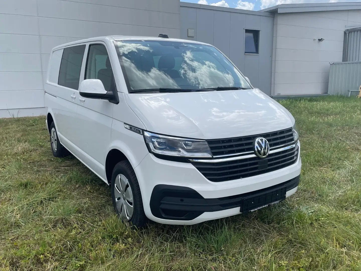 Volkswagen T6.1 Transporter Weiß - 1