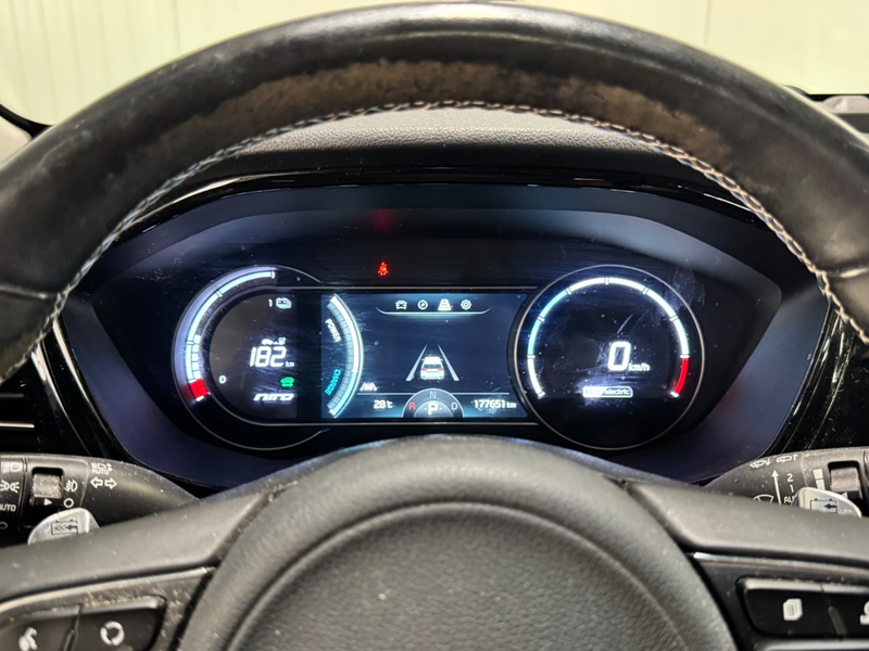 Kia e-Niro DynamicPlusLine 64kWh 3-Fase | SOH 100% | Navi | C — photo 13