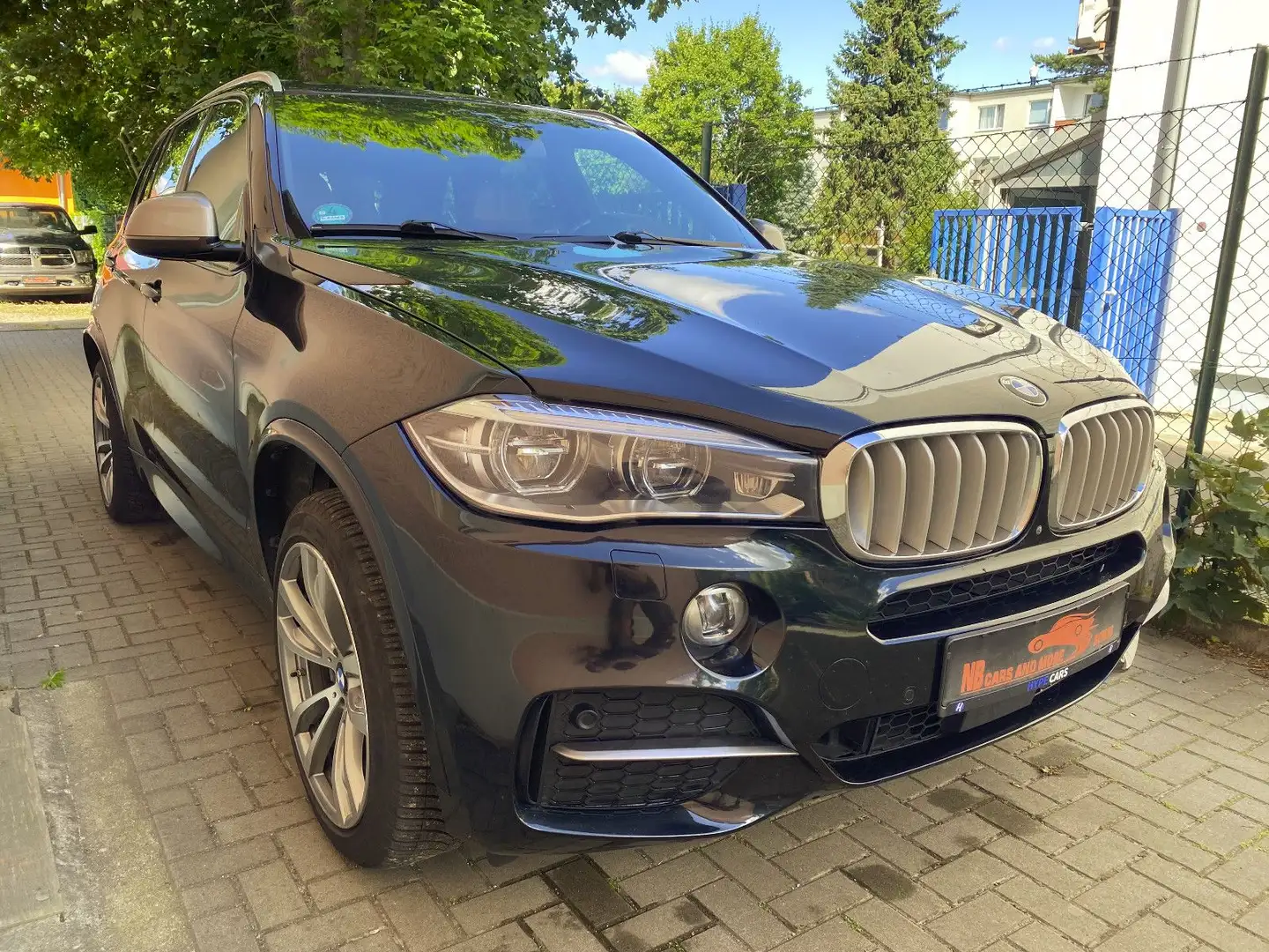 BMW X5 M50 d, Nachtsicht, LED, HUD, Panno,360Grad!!! Schwarz - 1