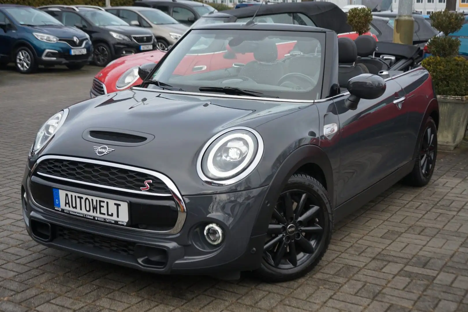 MINI Cooper S Cabrio Grau - 1
