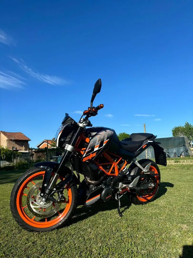 KTM 390 Duke - 2