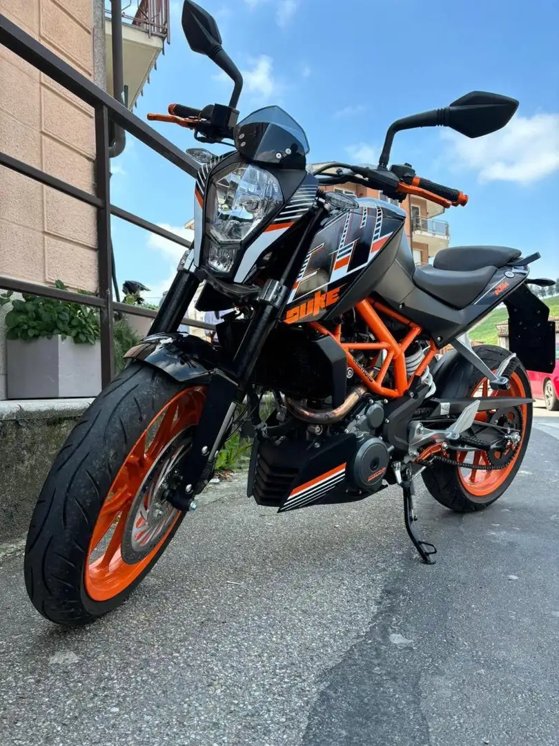 KTM 390 Duke - 1