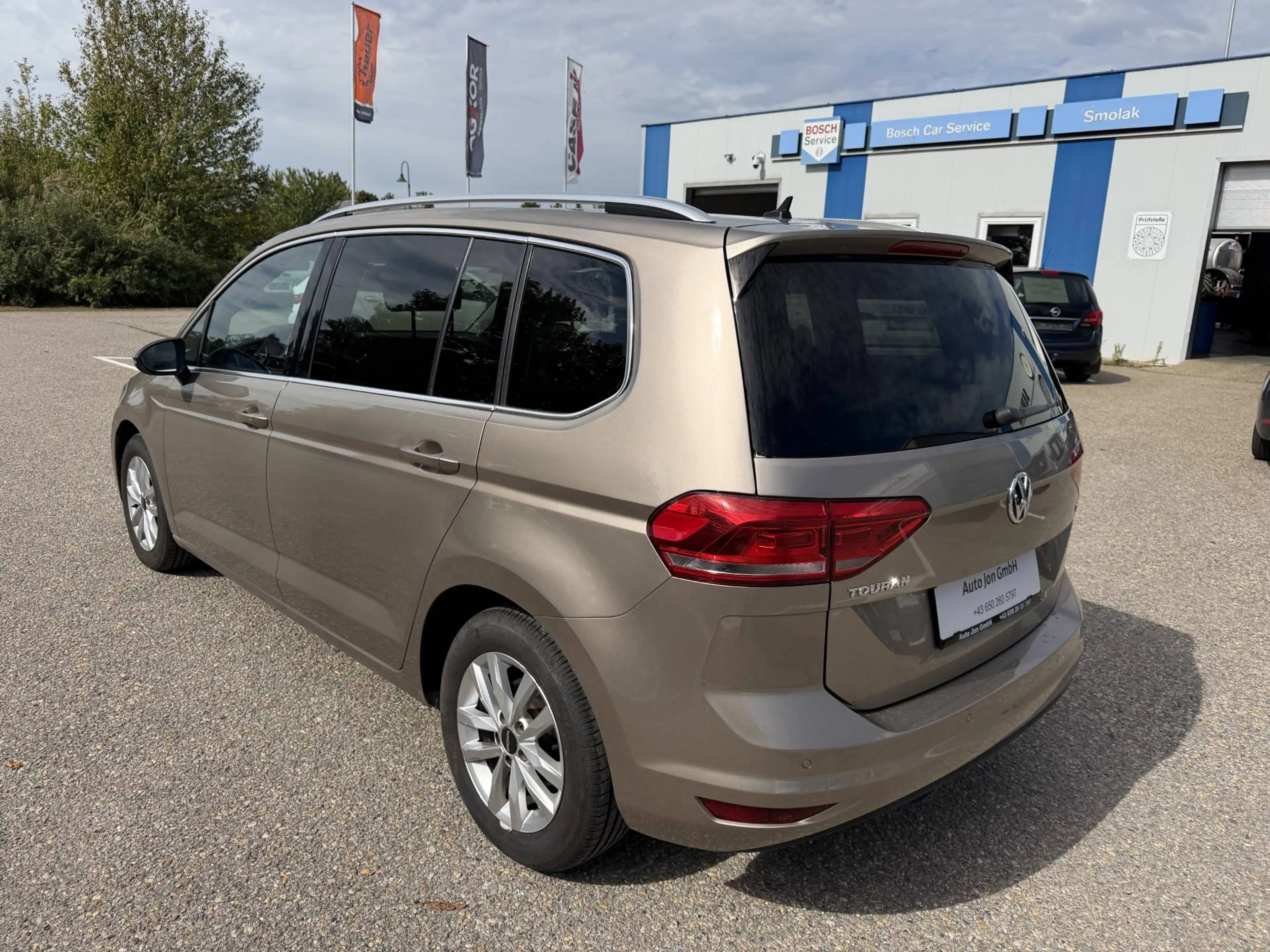 Volkswagen Touran Highline TDI DSG*1Besitz*TOPZustand*AHK*Kamera*Sitzh* — photo 5
