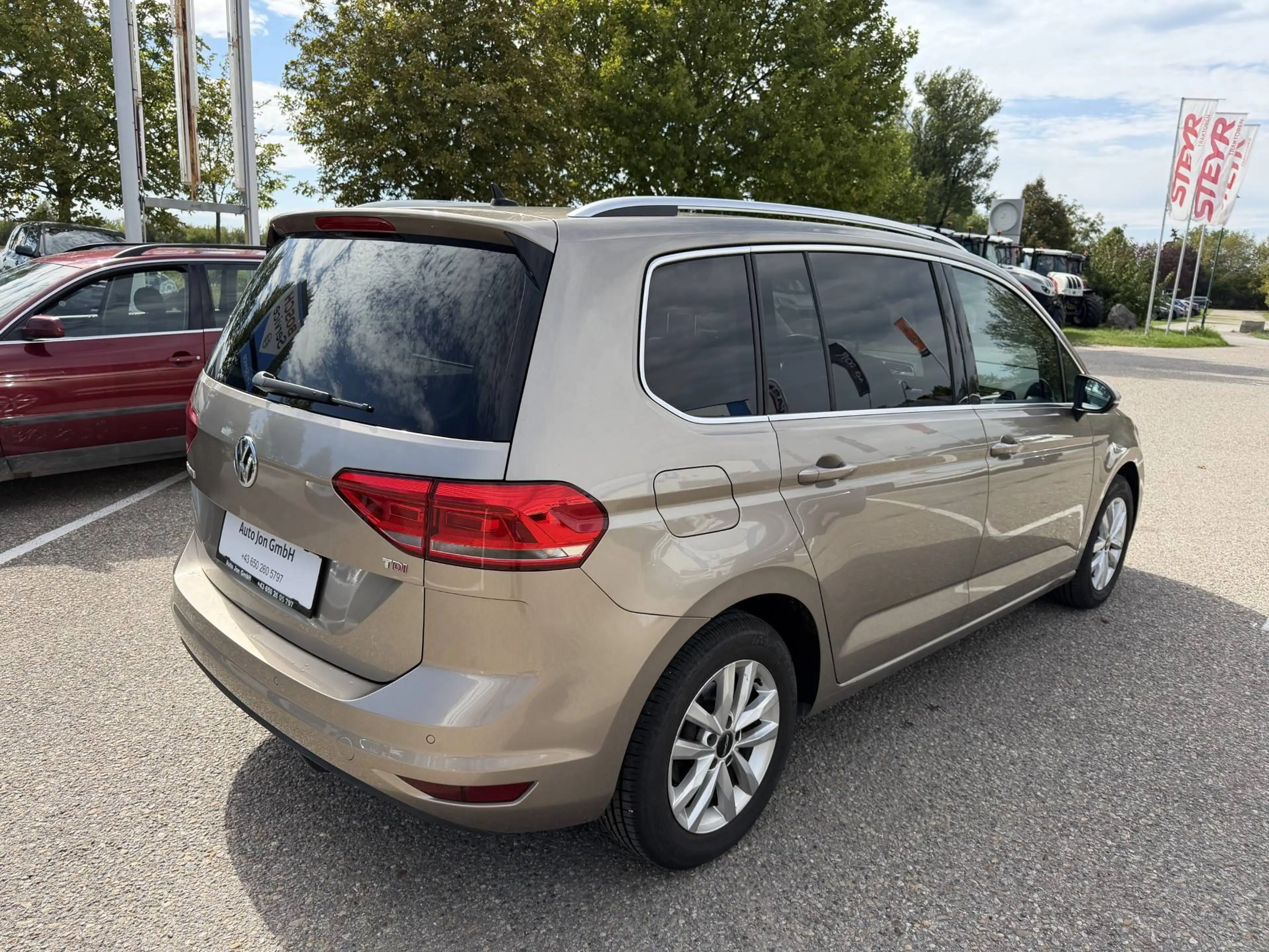 Volkswagen Touran Highline TDI DSG*1Besitz*TOPZustand*AHK*Kamera*Sitzh* — photo 4