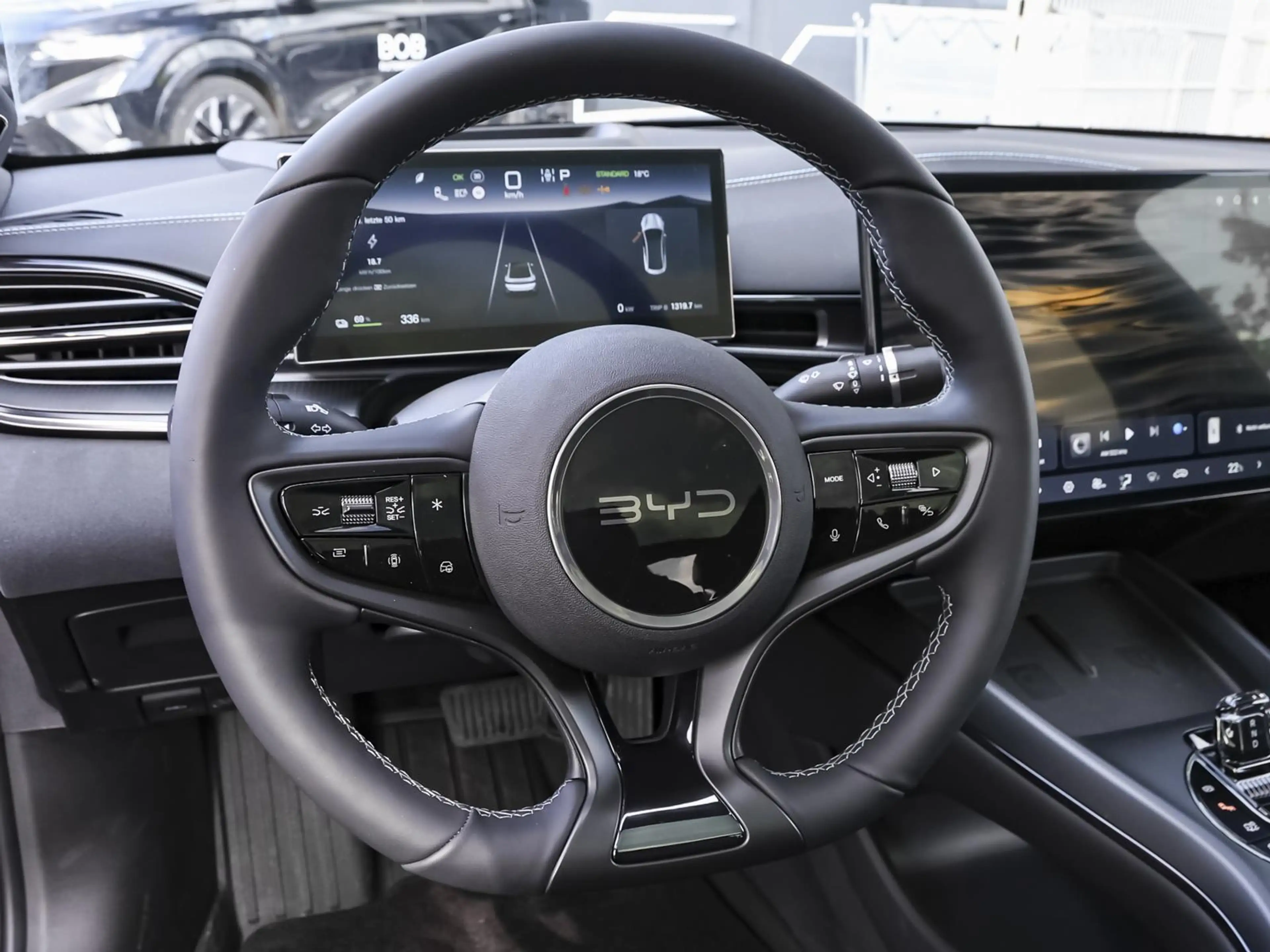 BYD Seal Excellence AWD PanoD HUD eHeck NAVI SHZ LHZ — photo 8