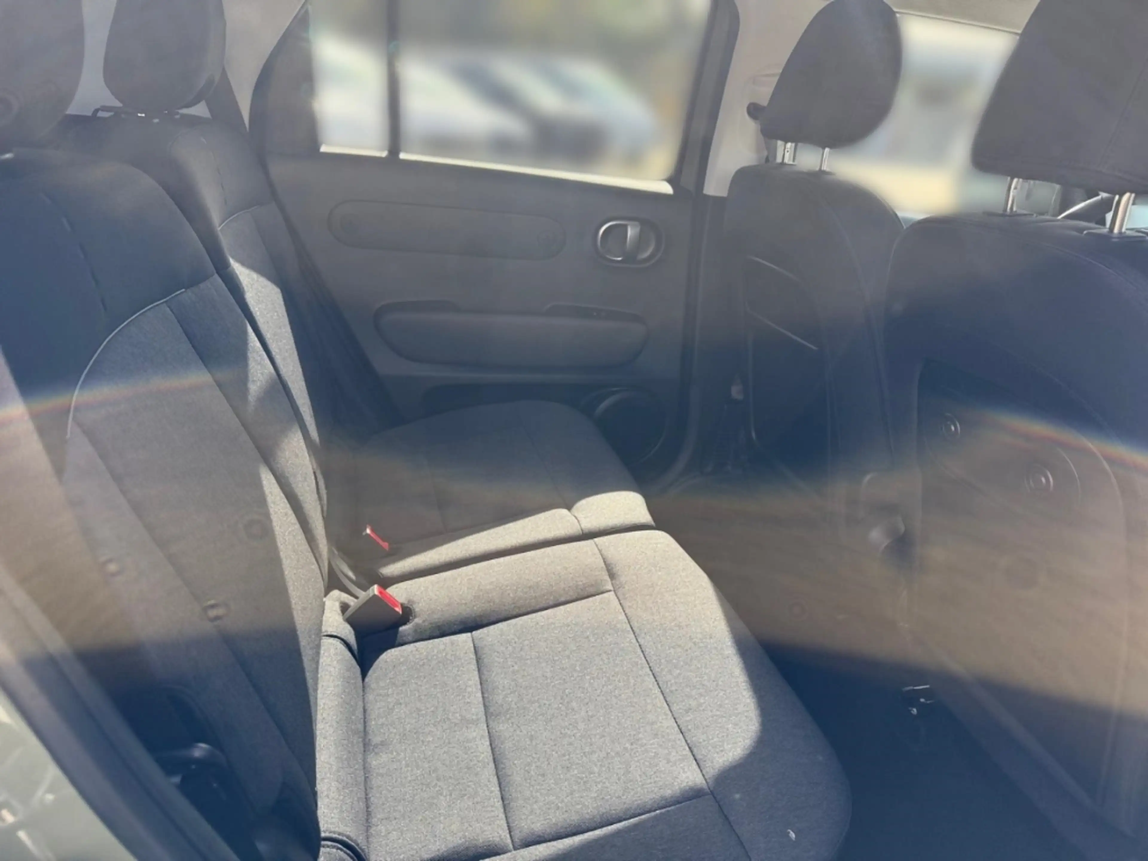 Hyundai Inster Prime*Carplay*Kamera*LED*Navi*SHZ*LHZ*17LM — photo 13