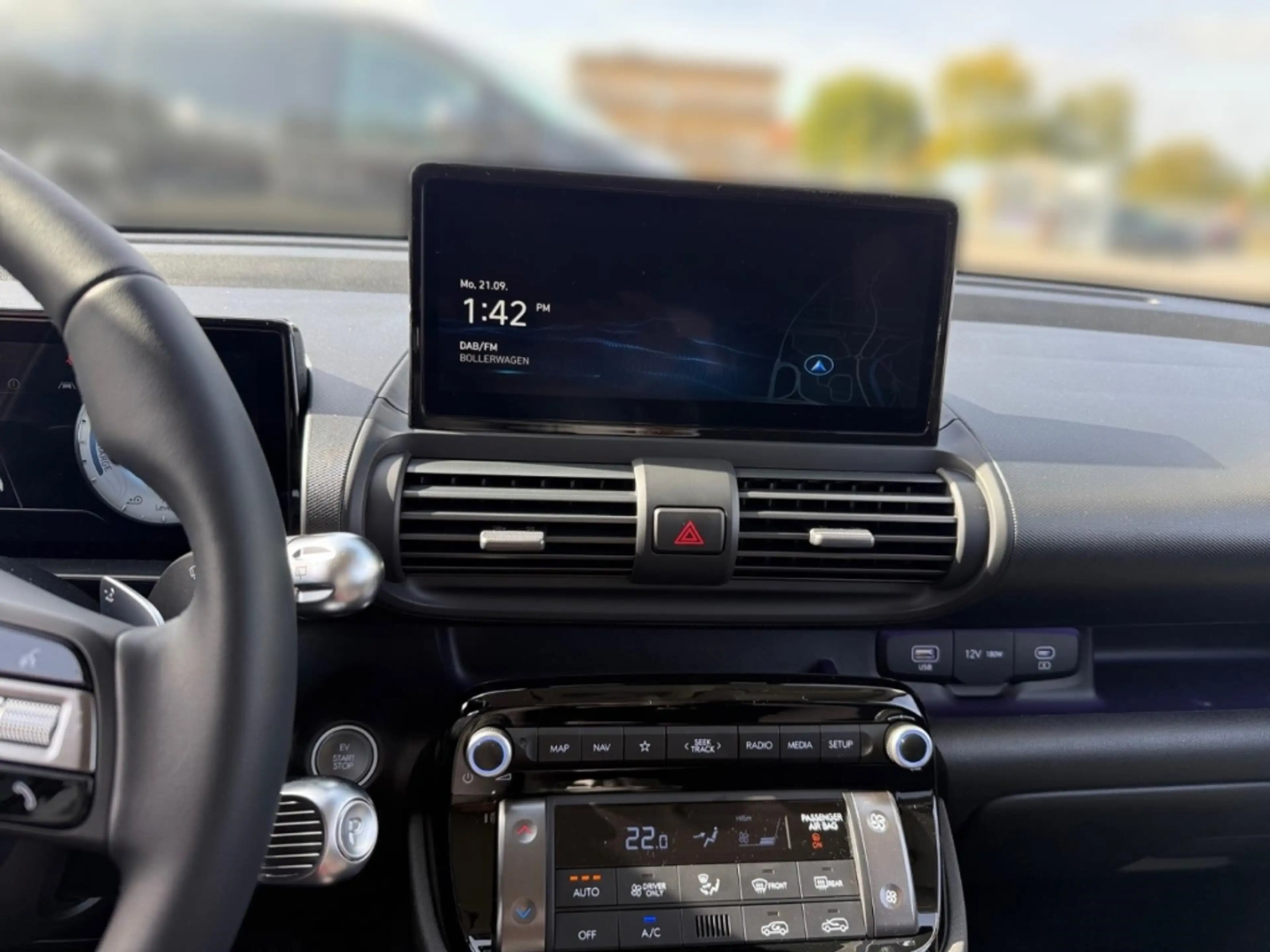 Hyundai Inster Prime*Carplay*Kamera*LED*Navi*SHZ*LHZ*17LM — photo 9