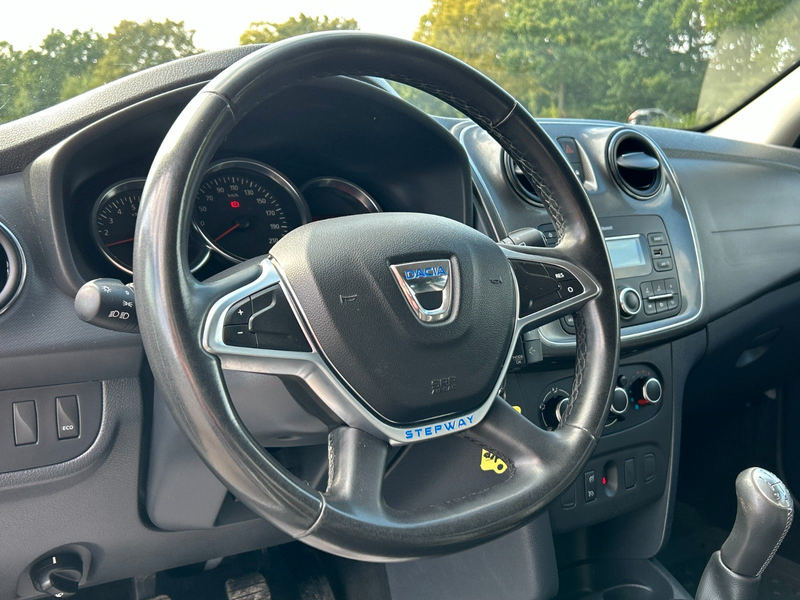 Dacia Sandero II Stepway Prestige TCe 90 Klima Radio — photo 15