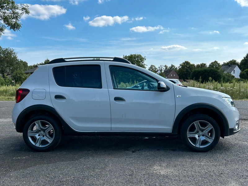 Dacia Sandero II Stepway Prestige TCe 90 Klima Radio — photo 7