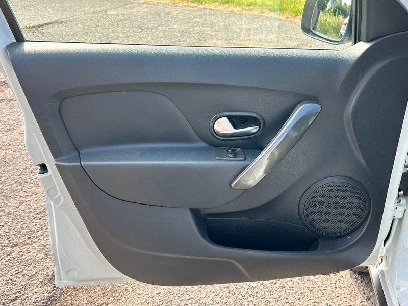 Dacia Sandero II Stepway Prestige TCe 90 Klima Radio — photo 13