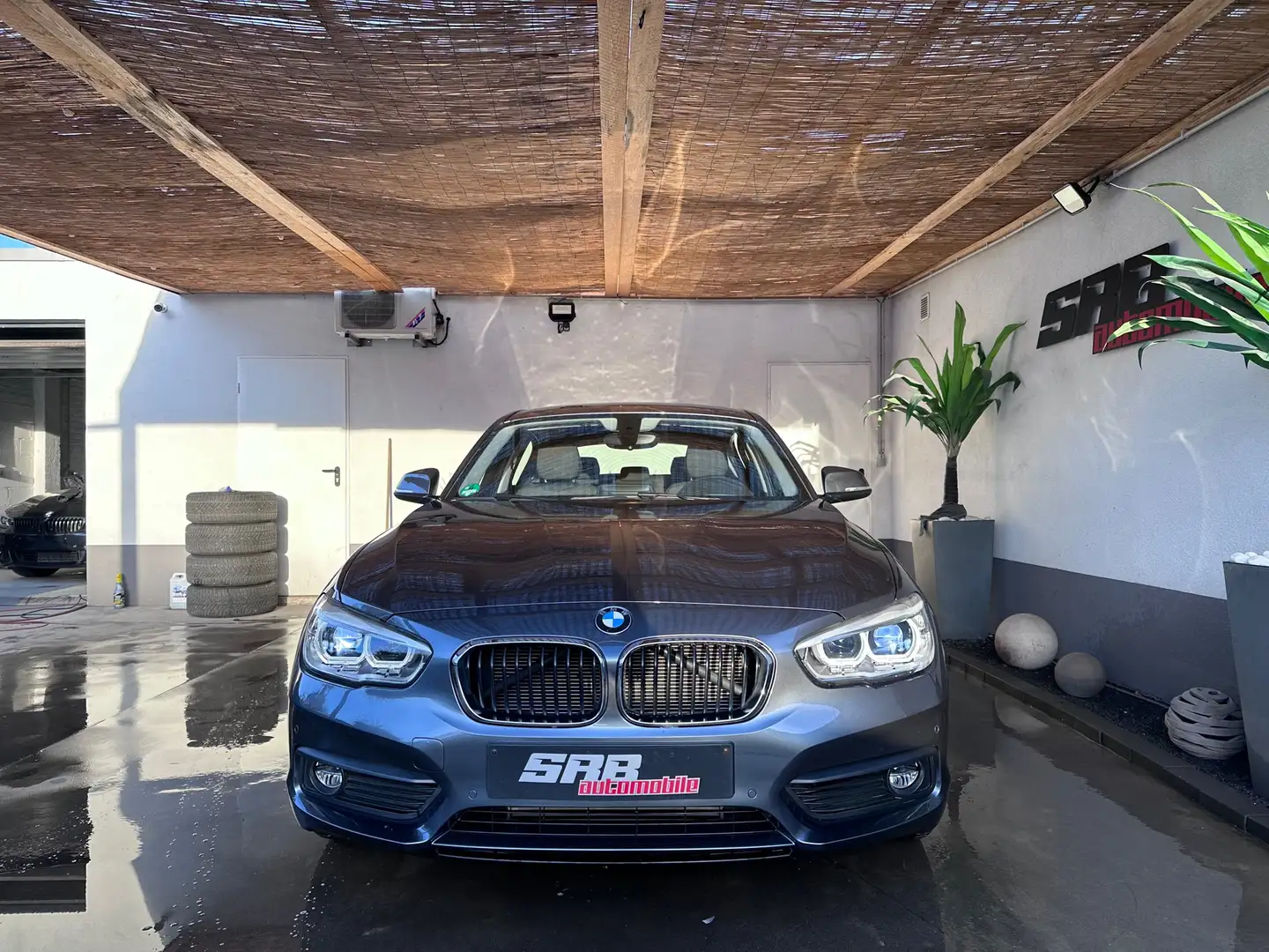 BMW 116 116i Grijs - 2