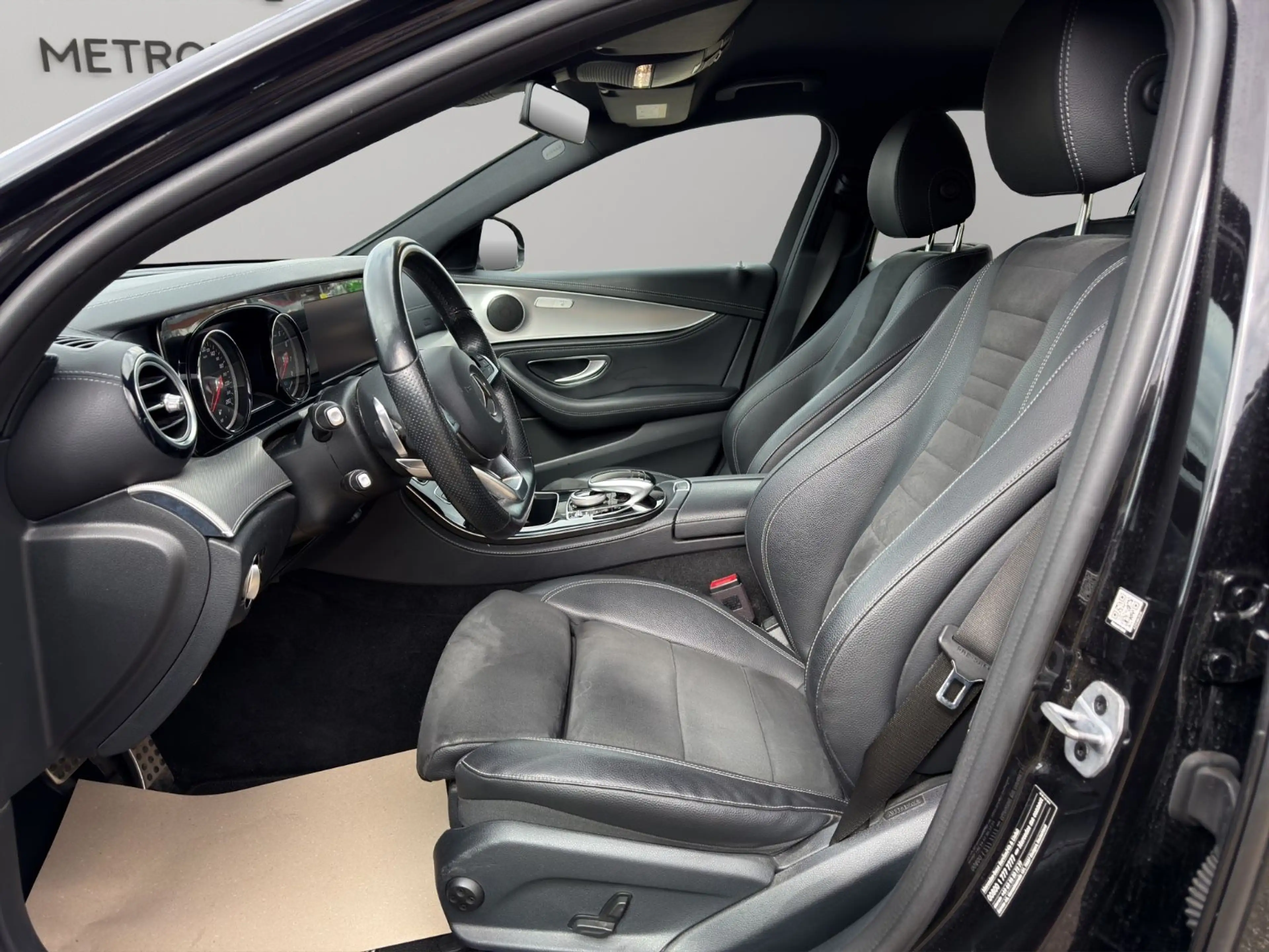 Mercedes-Benz E 350 e AMG-Line Ahk*Garantie*Finanzierung* — photo 9