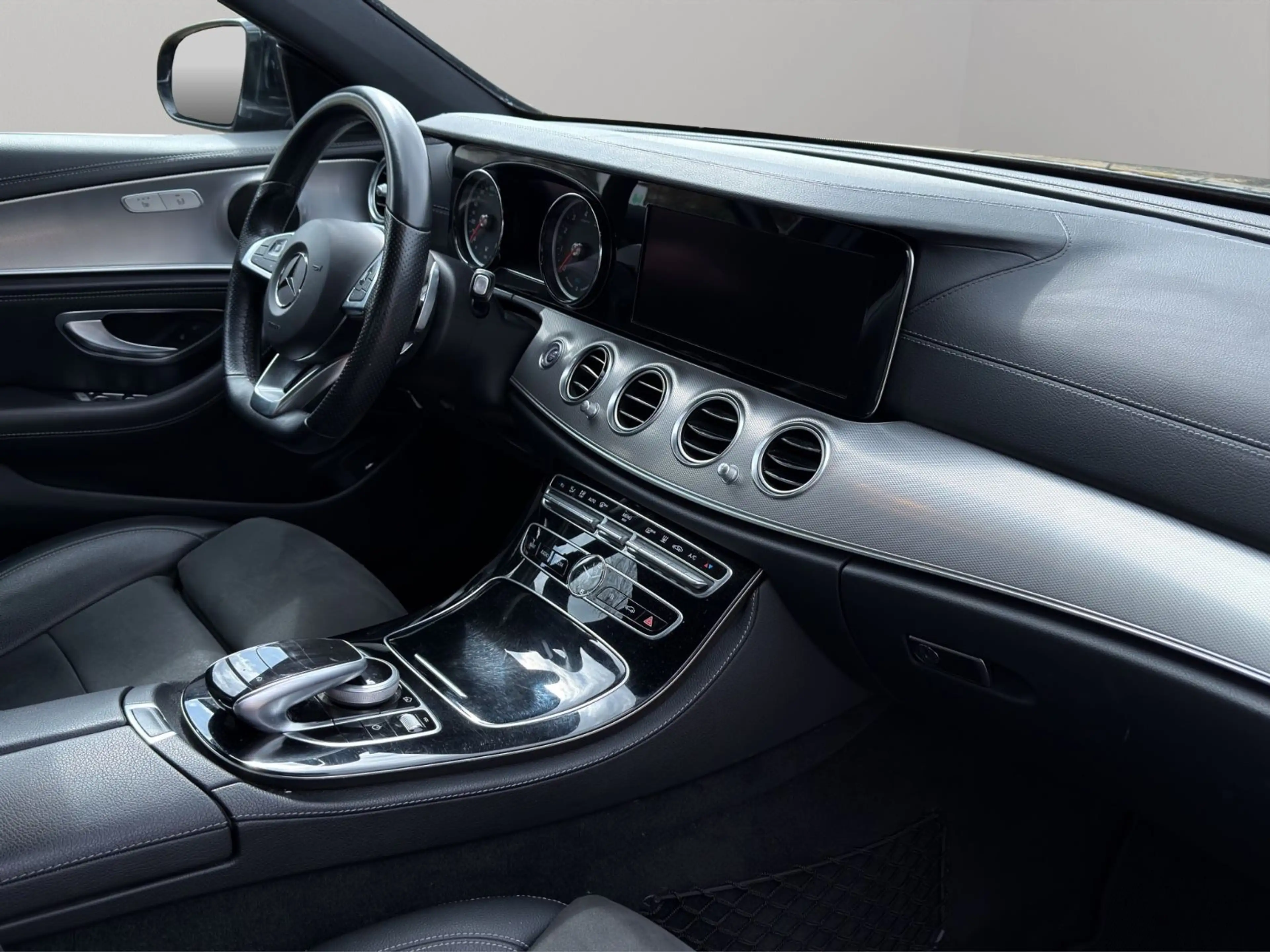 Mercedes-Benz E 350 e AMG-Line Ahk*Garantie*Finanzierung* — photo 15