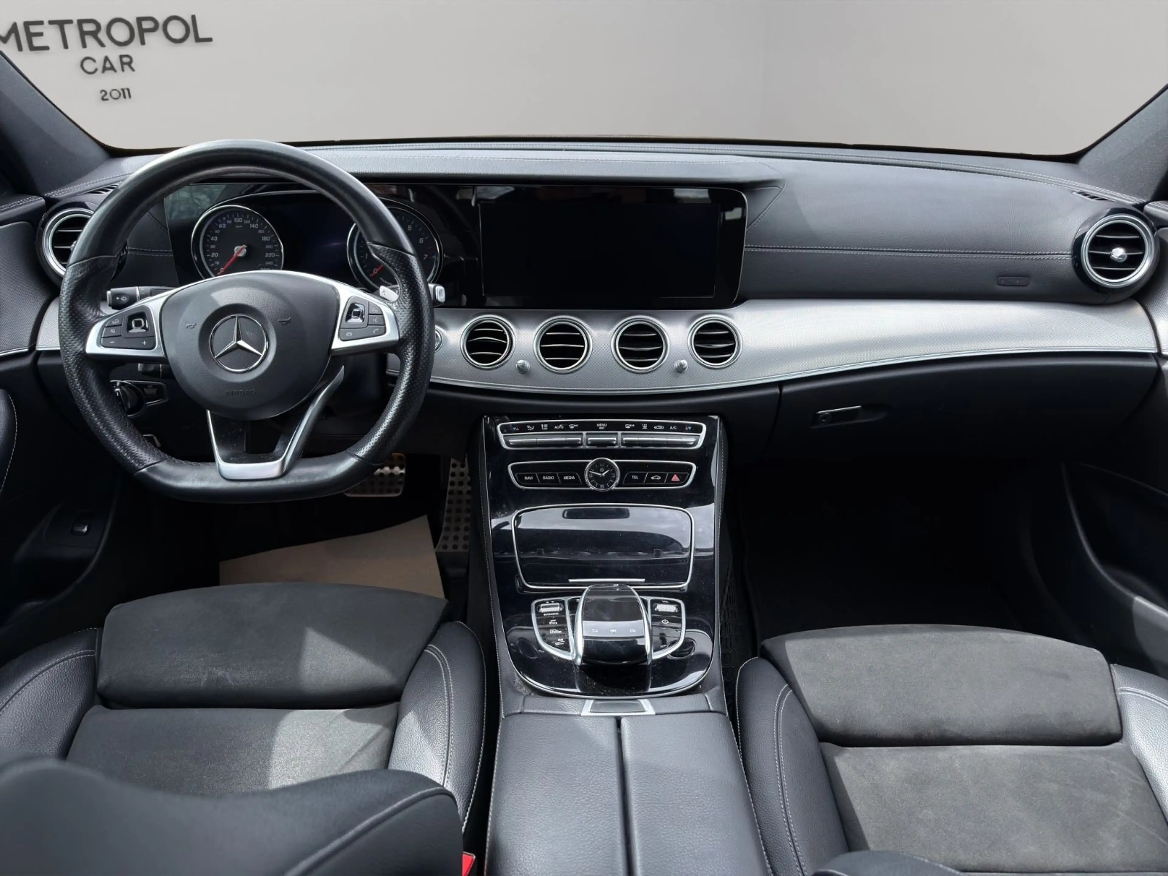Mercedes-Benz E 350 e AMG-Line Ahk*Garantie*Finanzierung* — photo 10