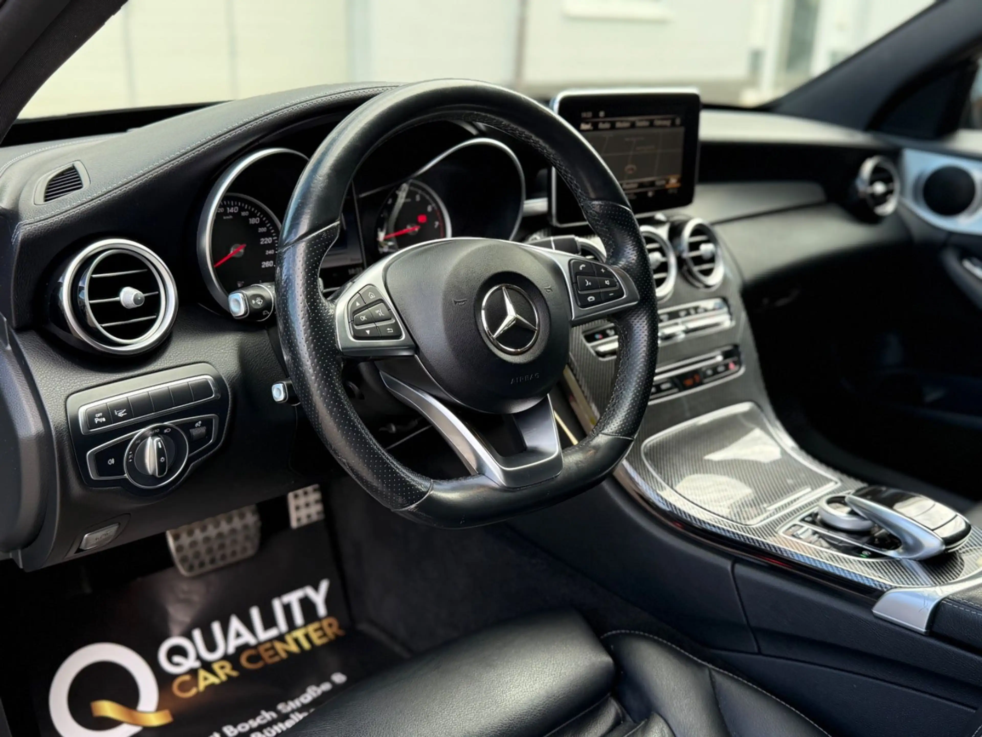 Mercedes-Benz C 250 9G CGI AMG NIGHT*PANO*STANDH*MEMO* — photo 5