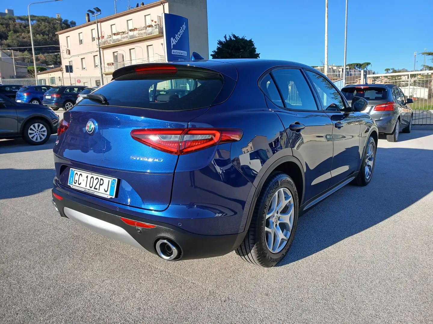 Alfa Romeo Stelvio STELVIO 2.2 TURBO BUSINESS Q4 190CV AUTO 4X4 2020 Blu/Azzurro - 2